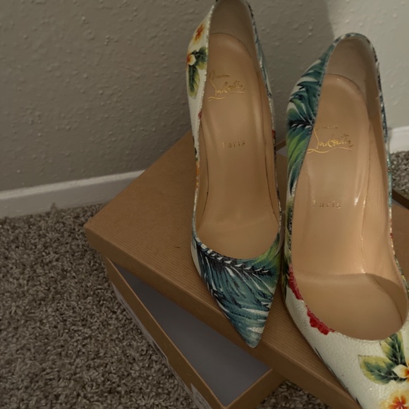 Christian Louboutin Pigalle Follie - Picture 5 of 5